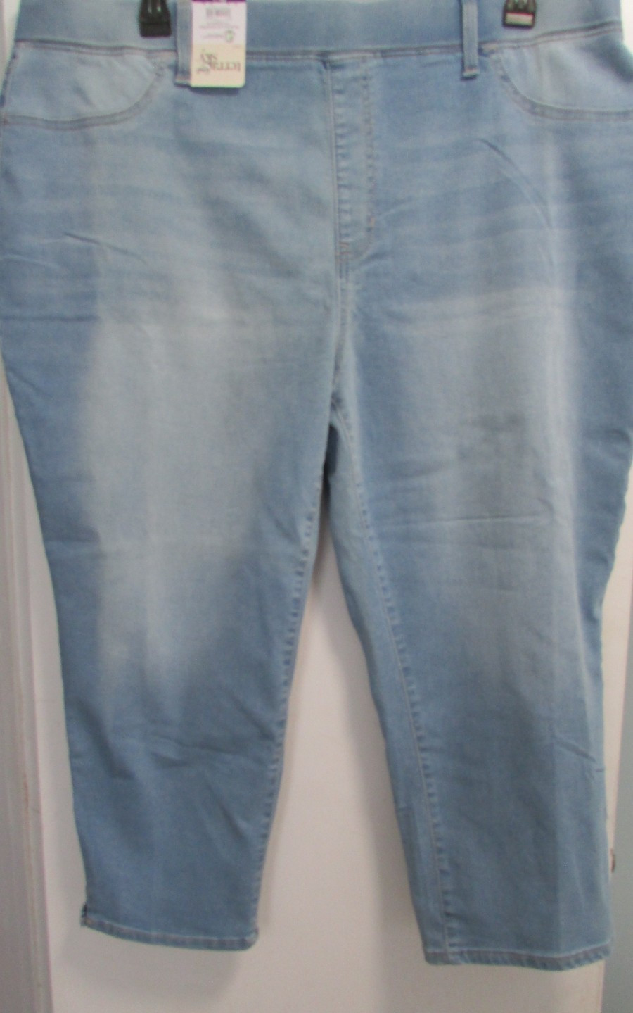NEW Women’s 2X 20-22W Light Blue Pullon Jegging Capri BY Terra & Sky