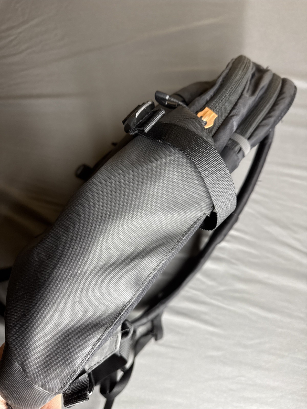 The North Face Women’s Recon Luxe Backpack, TNF Black/Burnt Coral, OS – USED