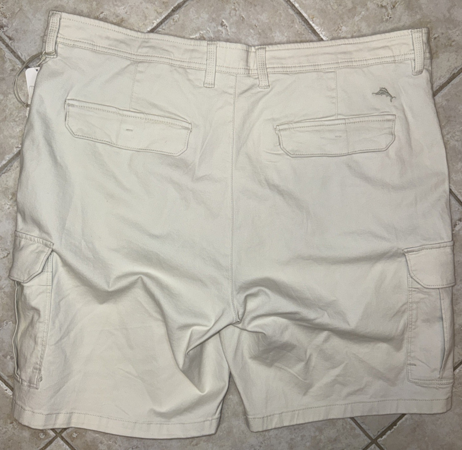 Tommy Bahama Cabo Coast Cargo Shorts Stretch Men 40 Chino 9″ Bleached Sand NWT