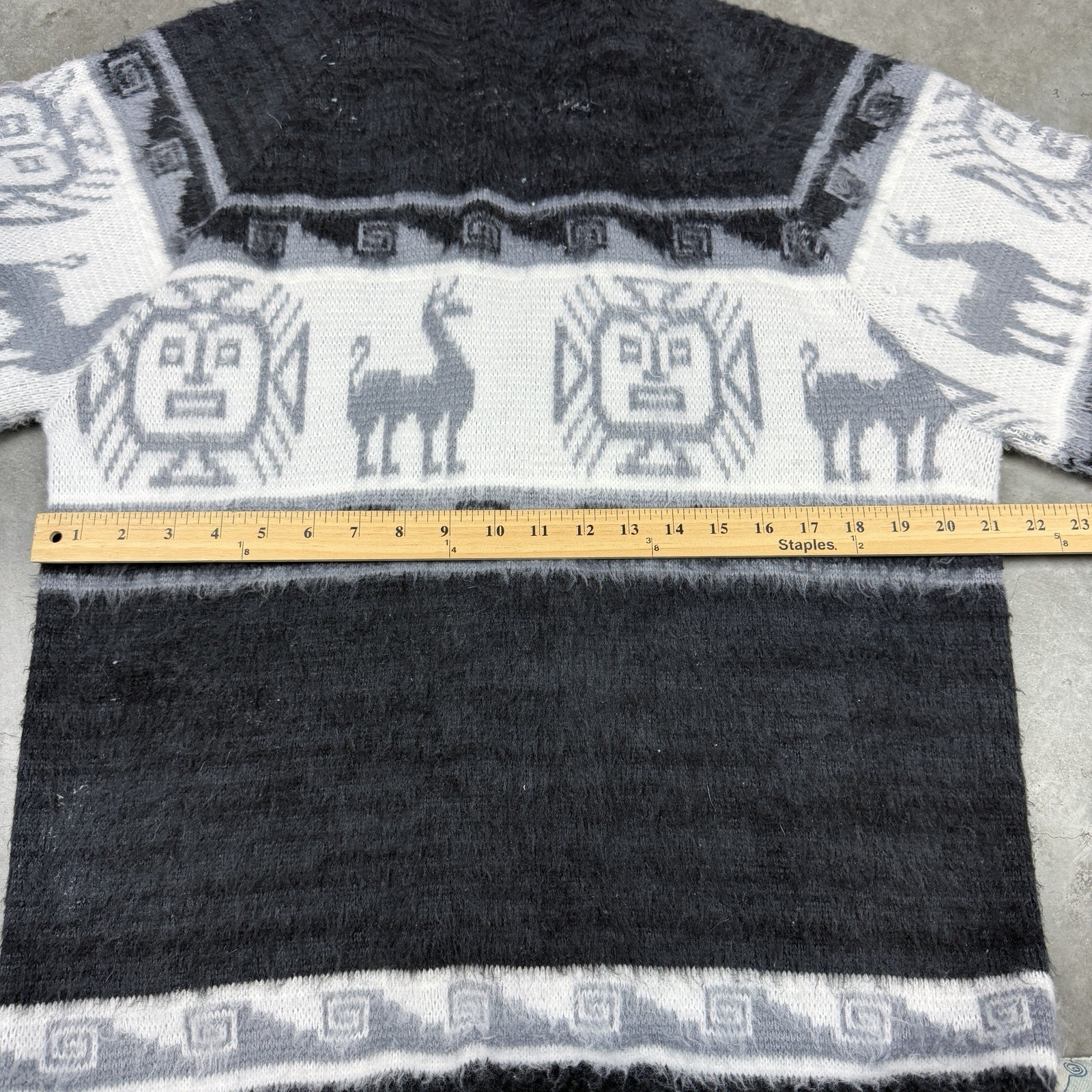 Alpaca Cardigan Mens Medium Black Vintage Button Up Long Sleeve Flaws