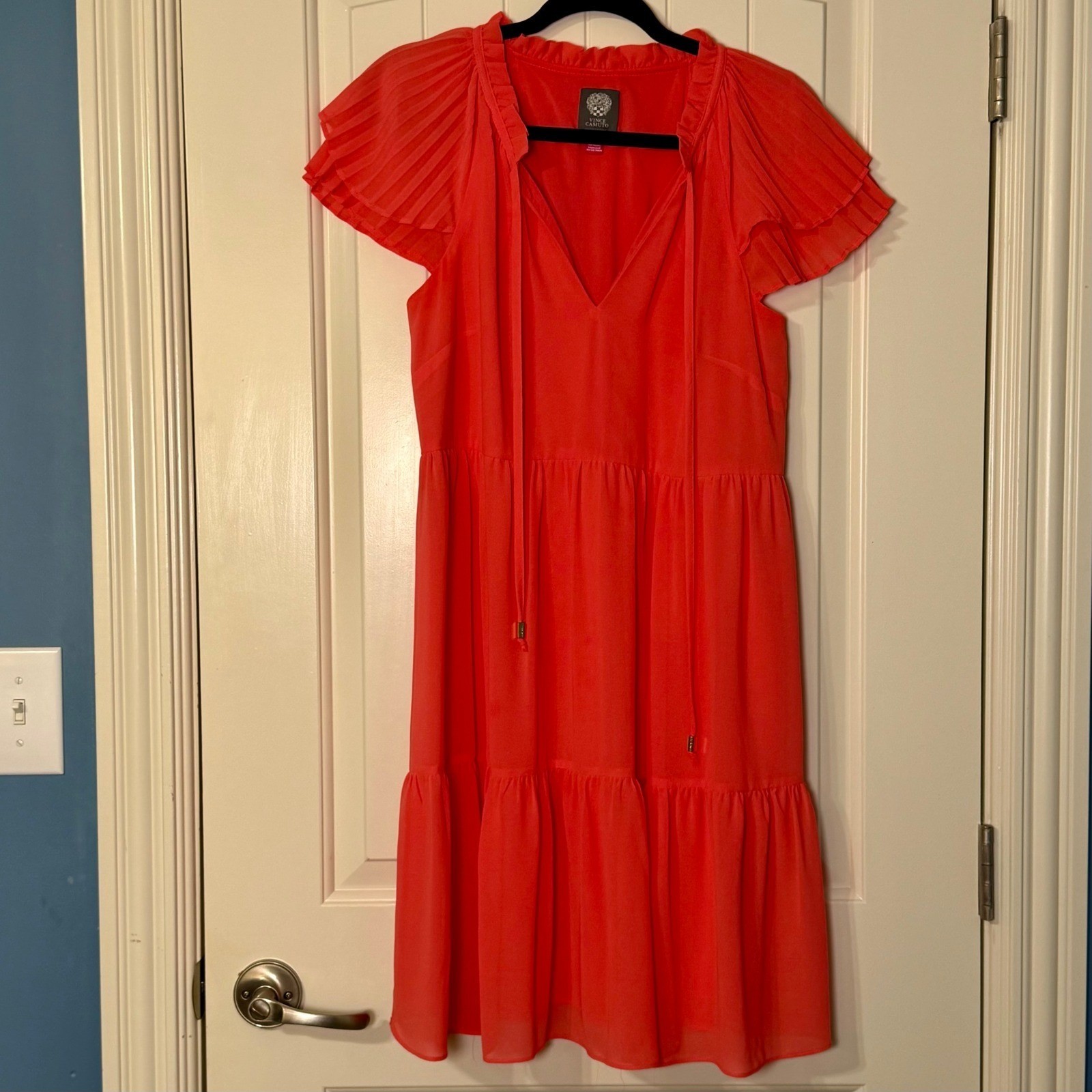 Vince Camuto Tiered Babydoll Dress Size 8 Summer Wedding Vacation Brunch Party