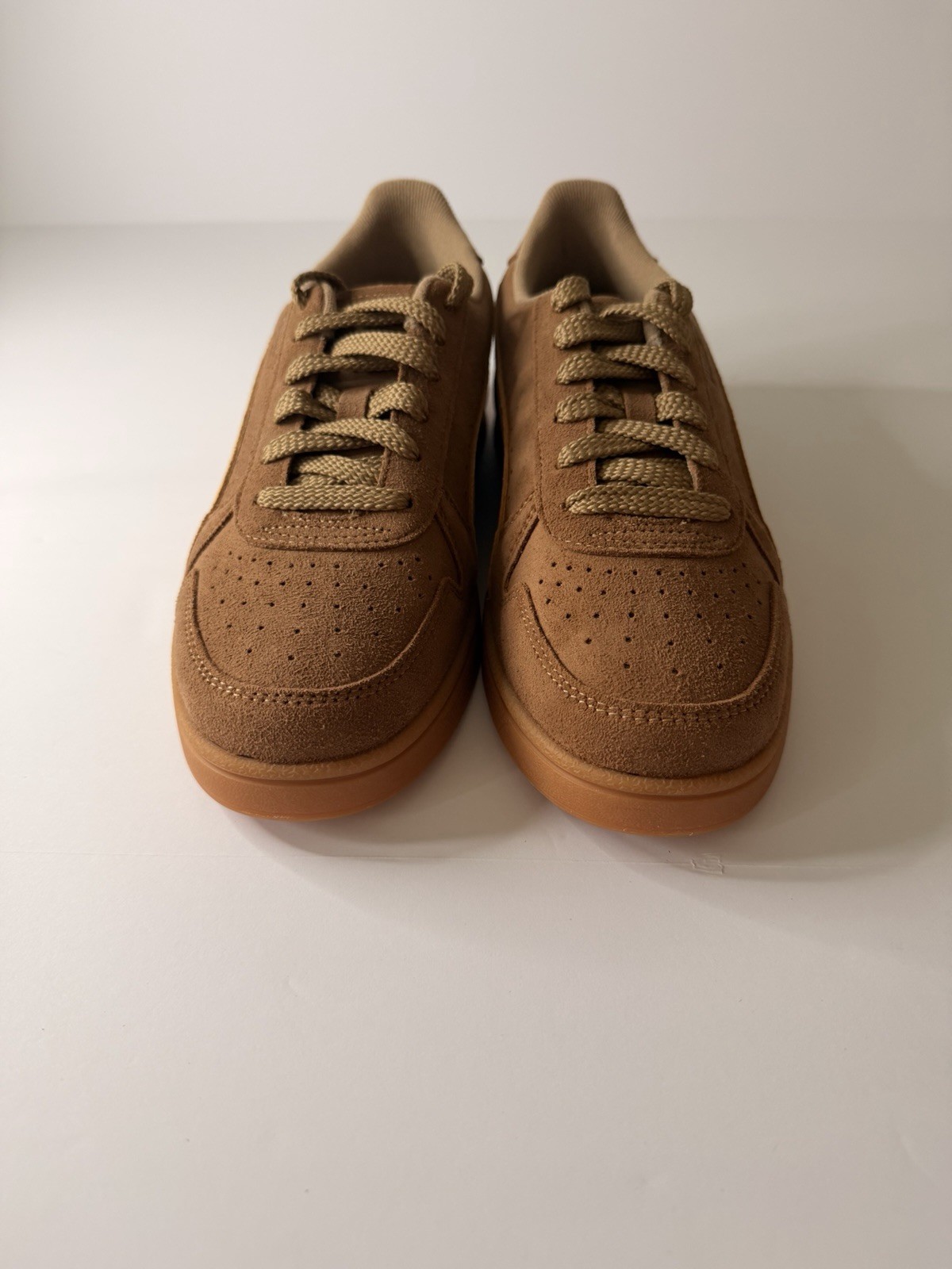 PUMA Indoor R Suede Men’s Low Top Lace-Up Sneaker Chocolate Chip/Sport Yellow