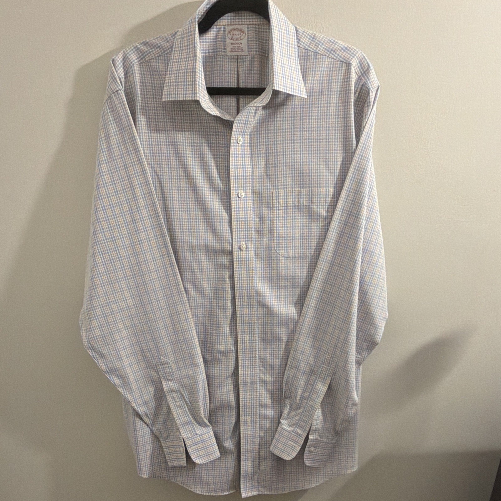 Brooks Brothers Madison Men’s Dress Shirt 16½-37 Non-Iron Supima Cotton Check