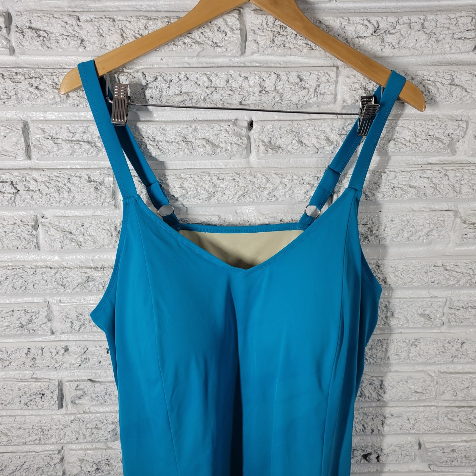 Denim & Co Womens 22W Plus Blue Tankini Swim Top Built In Bra Adjustable Straps