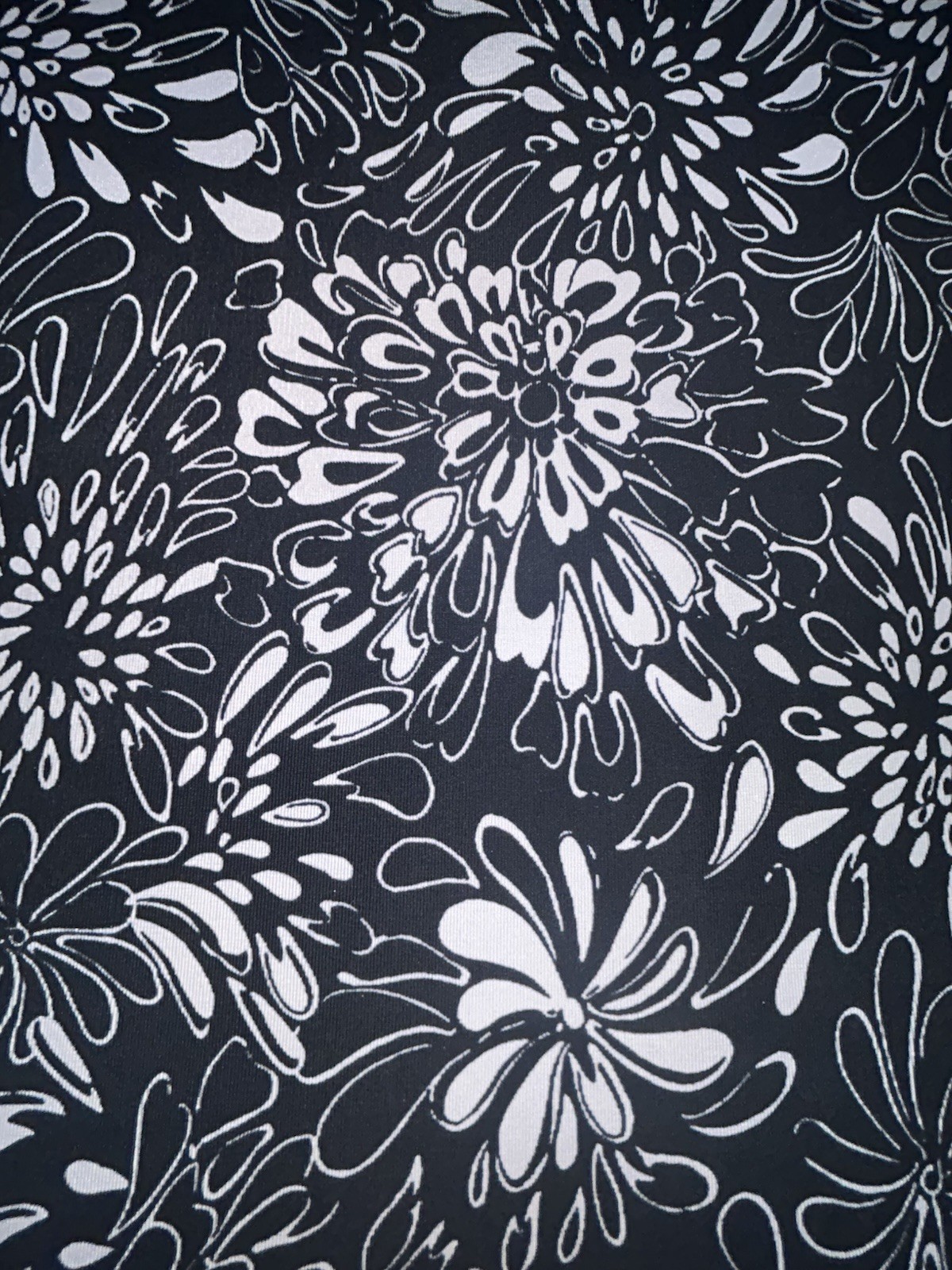 Additions by Chico’s Black White Floral Sleeveless Scoop Neck Tank Top 0