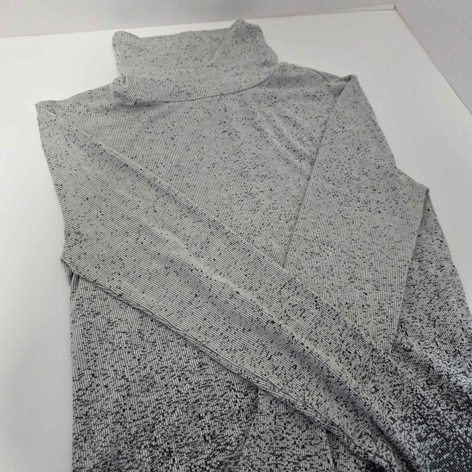 Simply Vera Vera Wang Gray Ribbed Turtleneck Long Sleeve Top Women’s XS