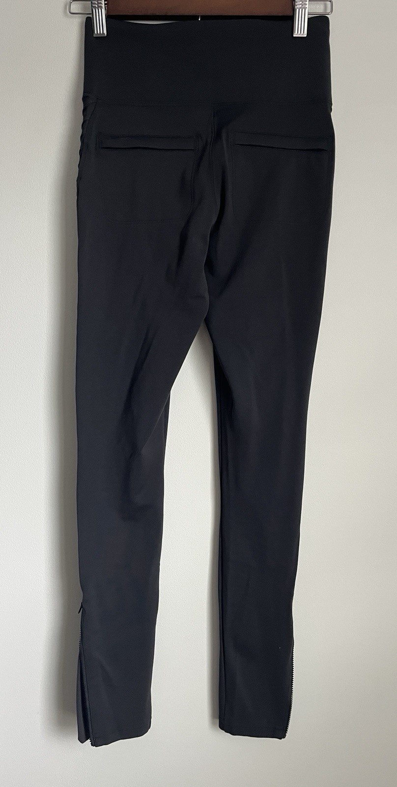 New Athleta Delancy Moto Tight Women’s Black Travel Pockets Leggings XS