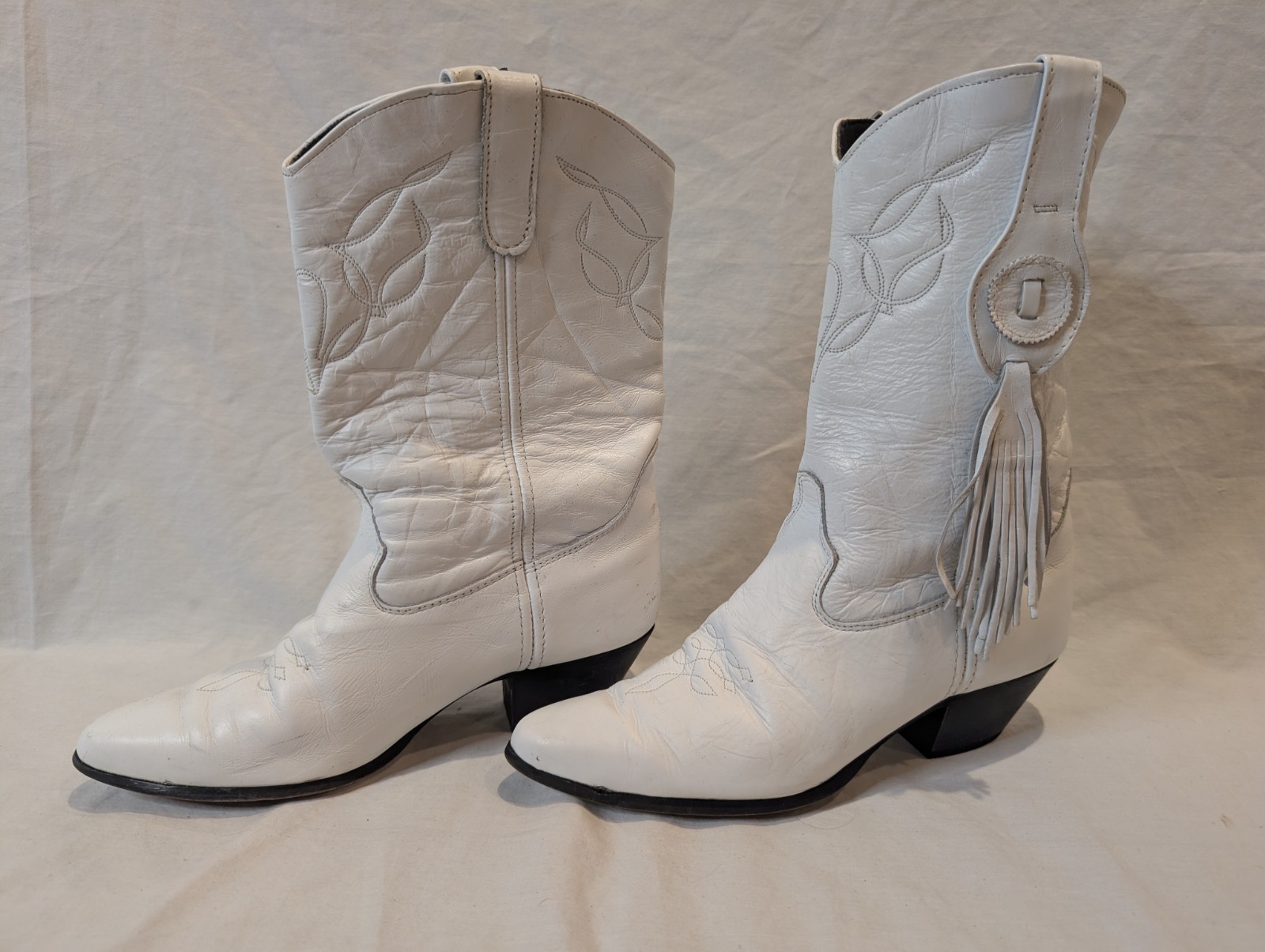 Vintage Laredo Leather Cowboy Boots White Tassels Women’s – Size 8