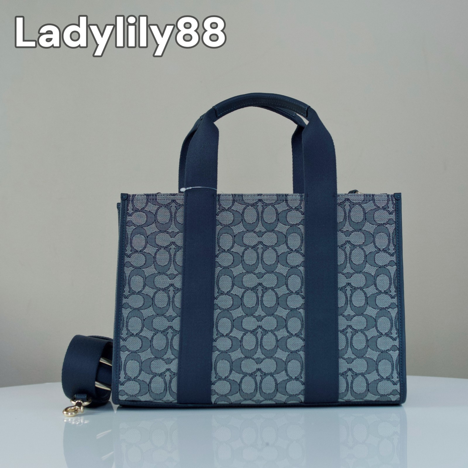 NWT Coach CY367 CBM10 CCL68 Smith Tote Bag