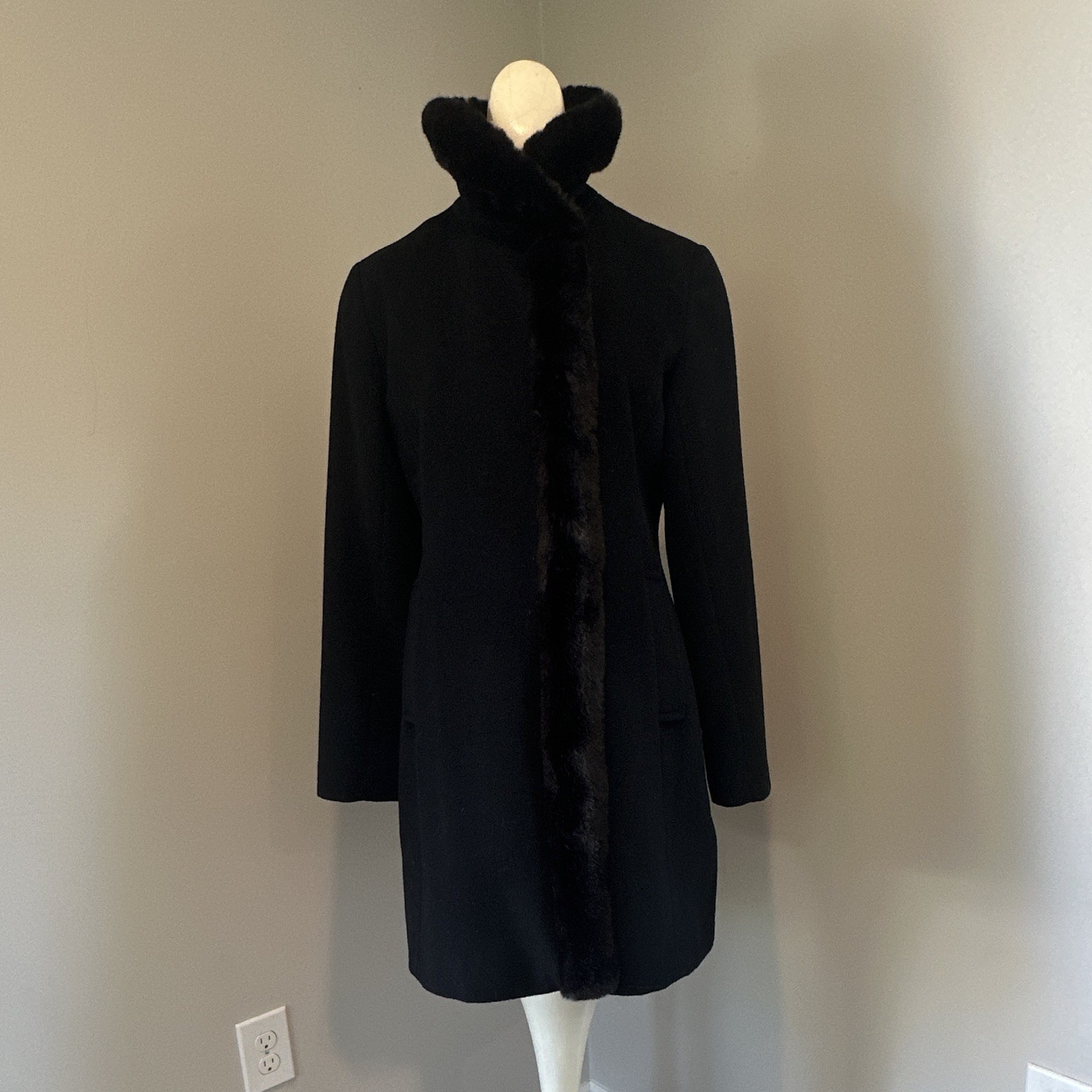 Jones New York Women’s Black Wool Mid-Length Overcoat Faux Fur Trim Collar 2
