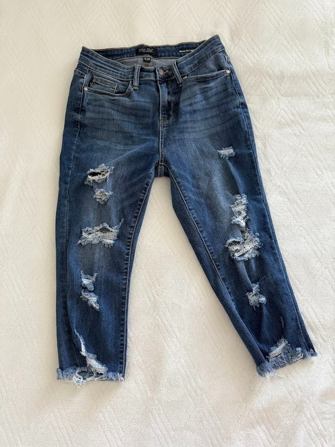 Judy Blue 9/29 Skinny Fit Denim Capri Distressed Fringe Stretch Designer Preppy