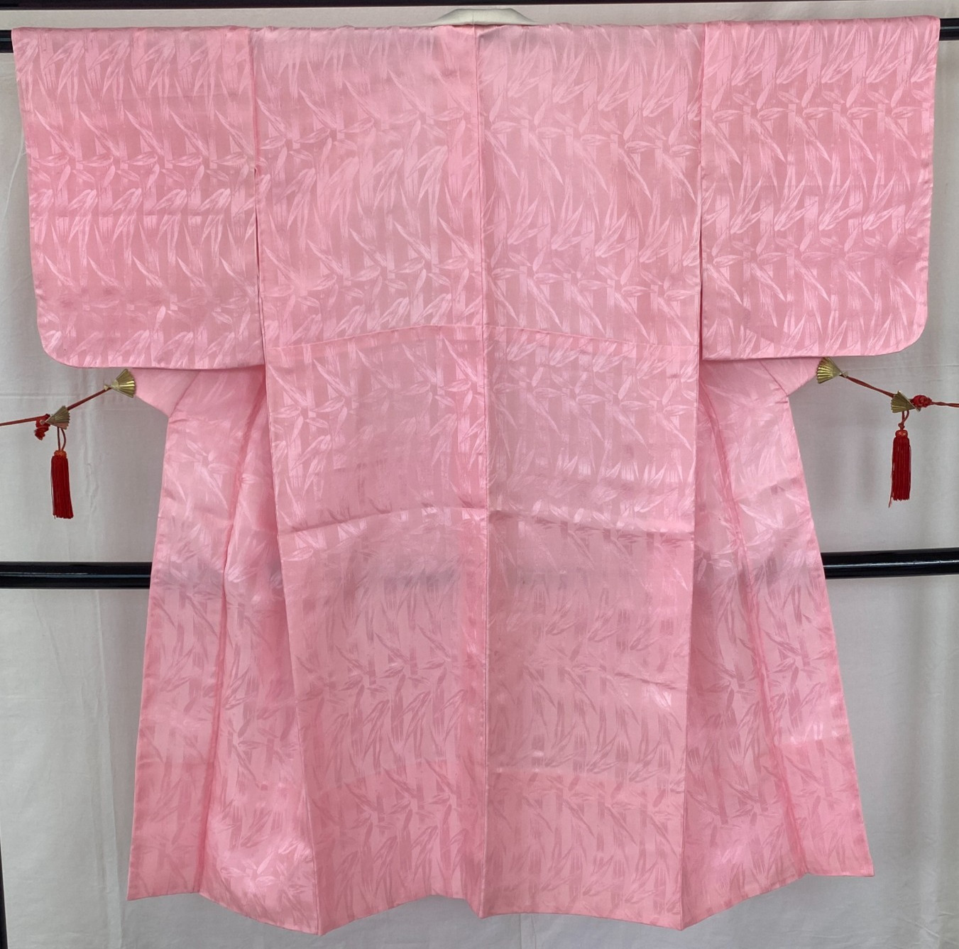 Japanese Vintage Kimono Polyester Pink No Lining Traditional Length 48 in