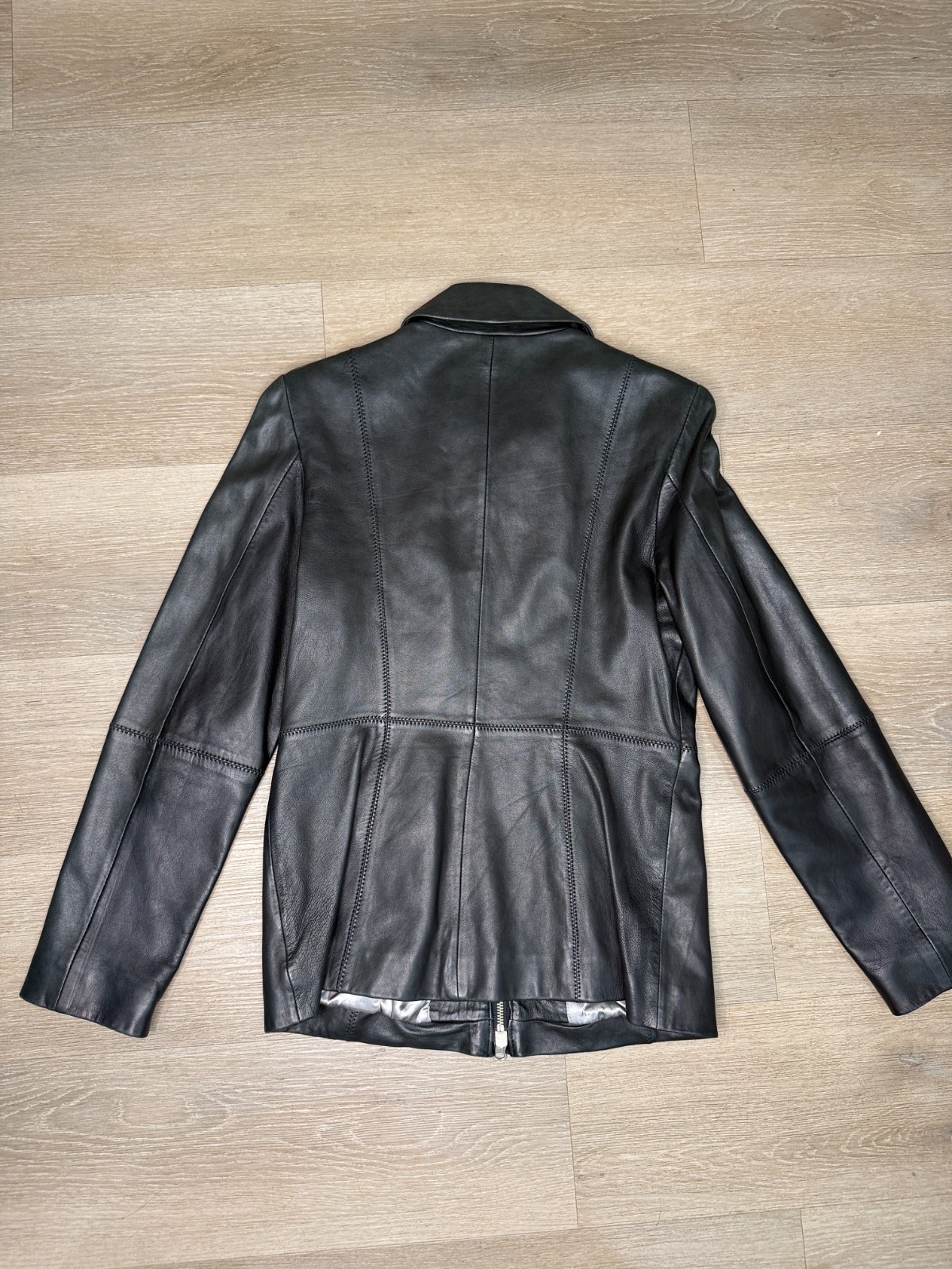 Vintage Guess Genuine Leather Jacket Women’s Black Moto Biker Zip Coat Size S