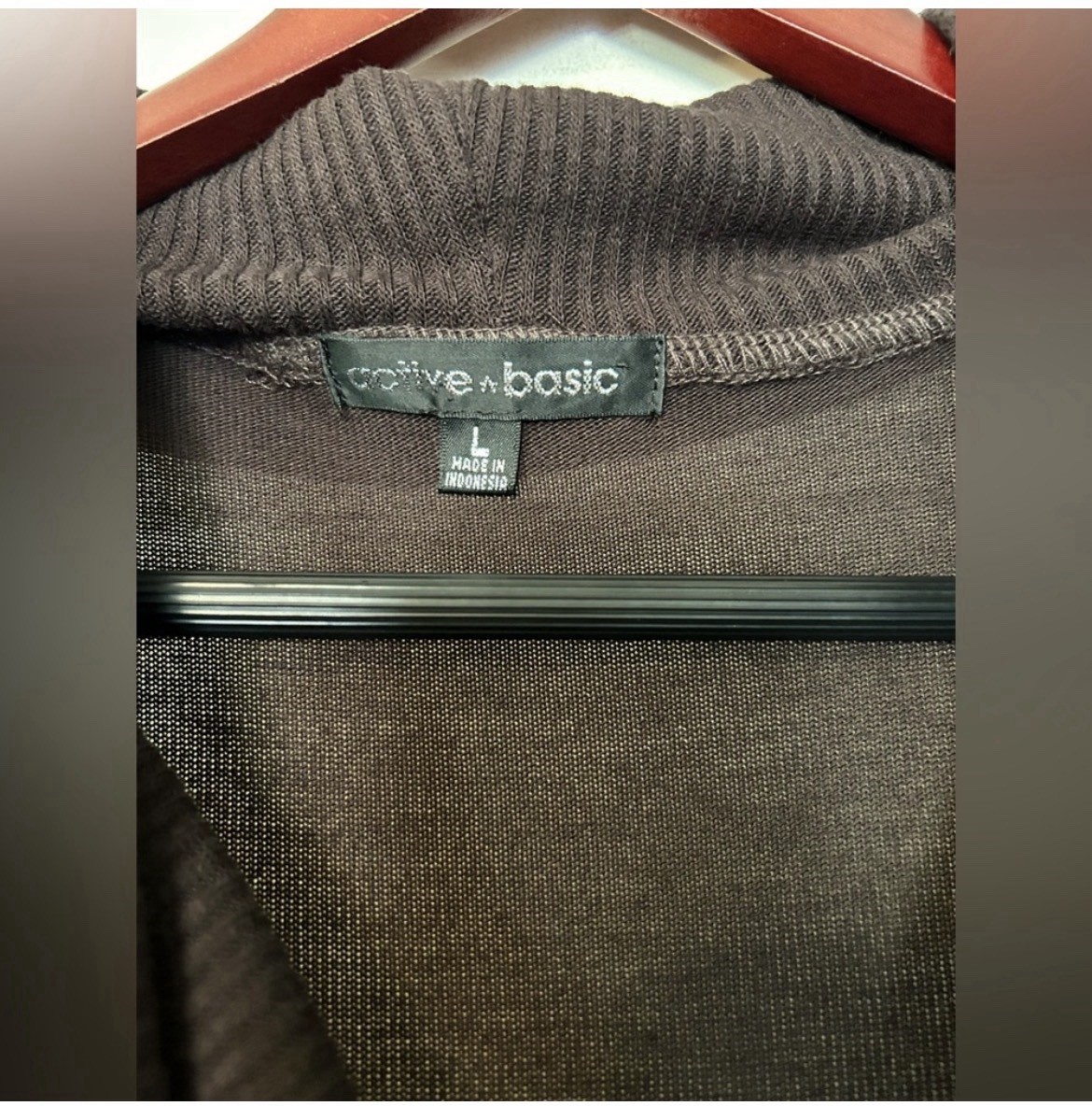 Active Basic Women’s Brown Solid Knit Cowl Neck Short Sleeve Pullover Sweater L