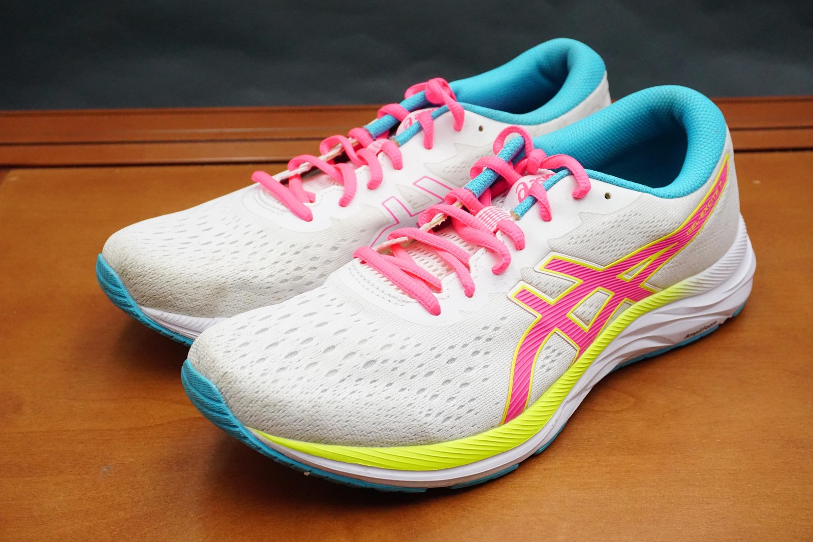 ASICS GEL-EXCITE 7 Shoes Womens Size 11 White Mesh Running Low Top Sneakers