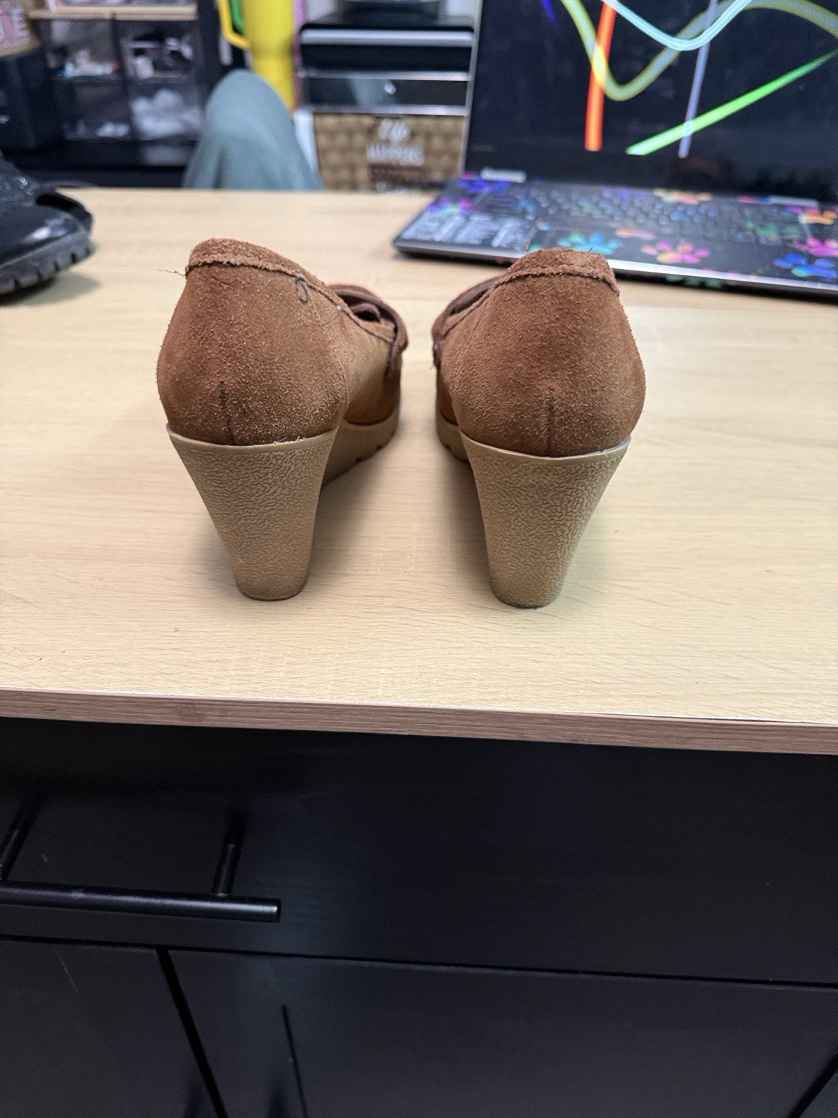 MIA Women’s Brown Suede Tassel Slip-On Wedge Heel Round Toe Solid Size 8