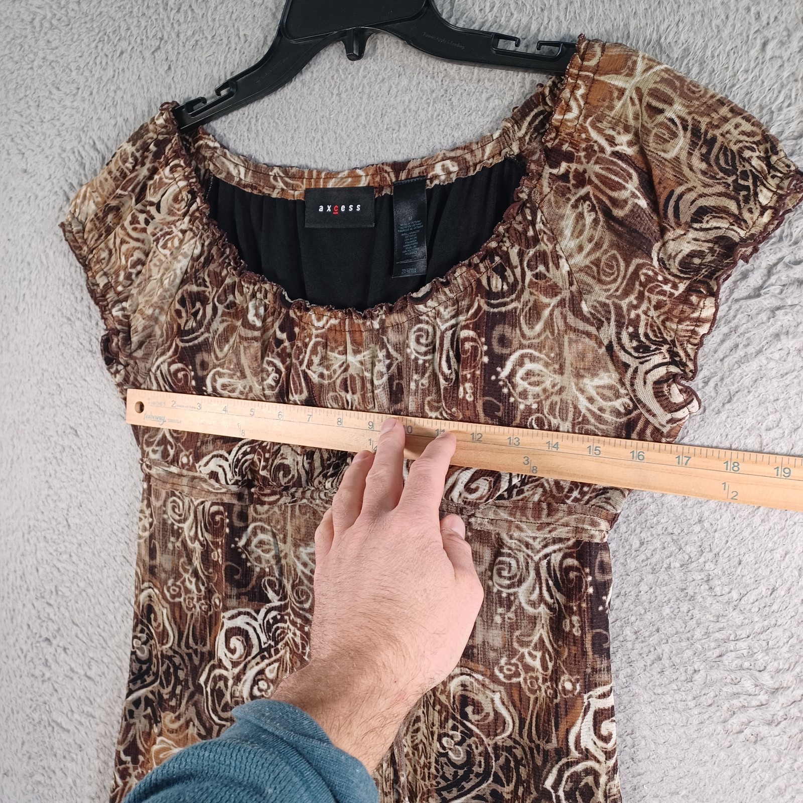 Axcess Womens Brown Blouse Top Size Medium Lined Sleeveless Geometric Aztec Soft
