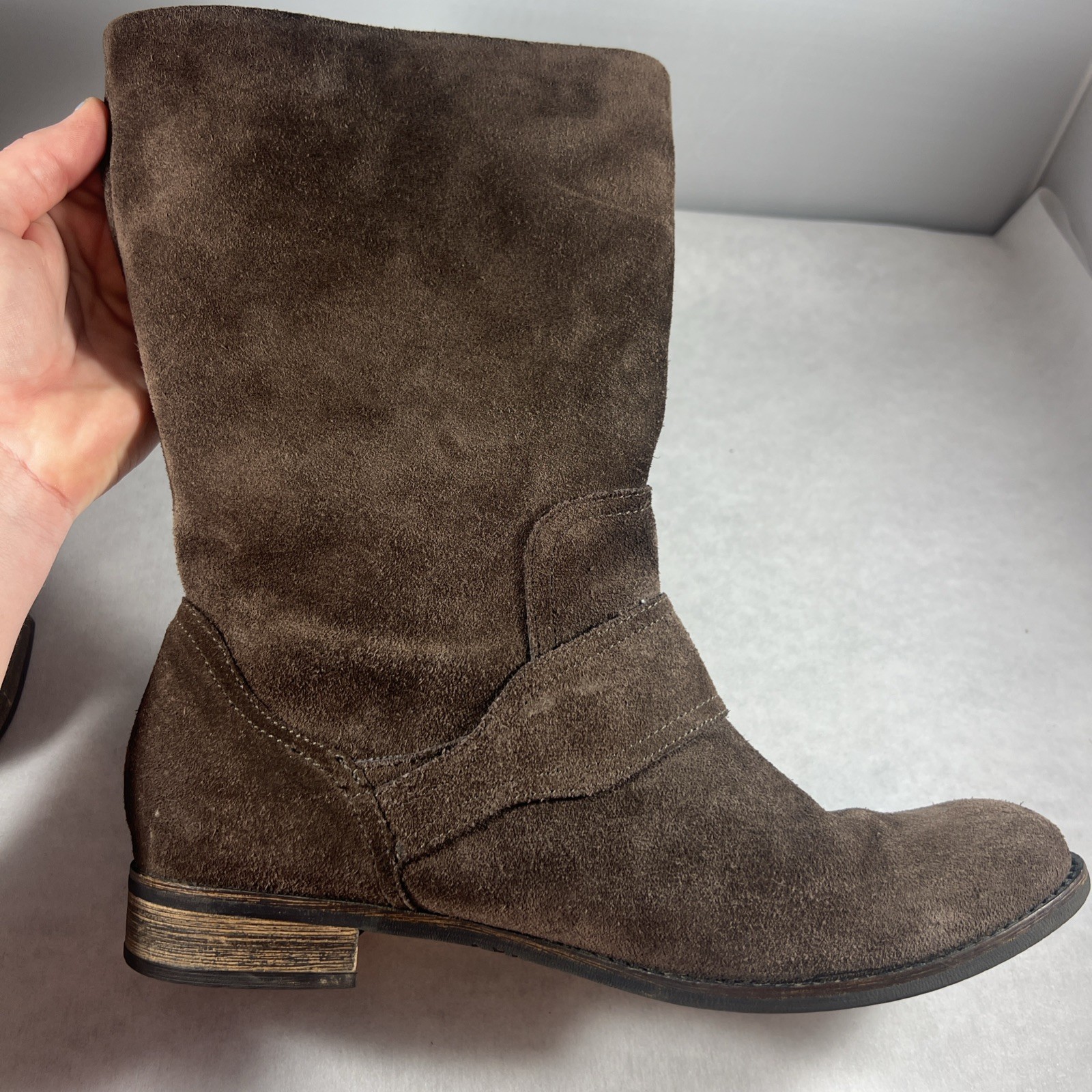 Clarks Indigo Brown Suede Boots mid calf Womens size 10