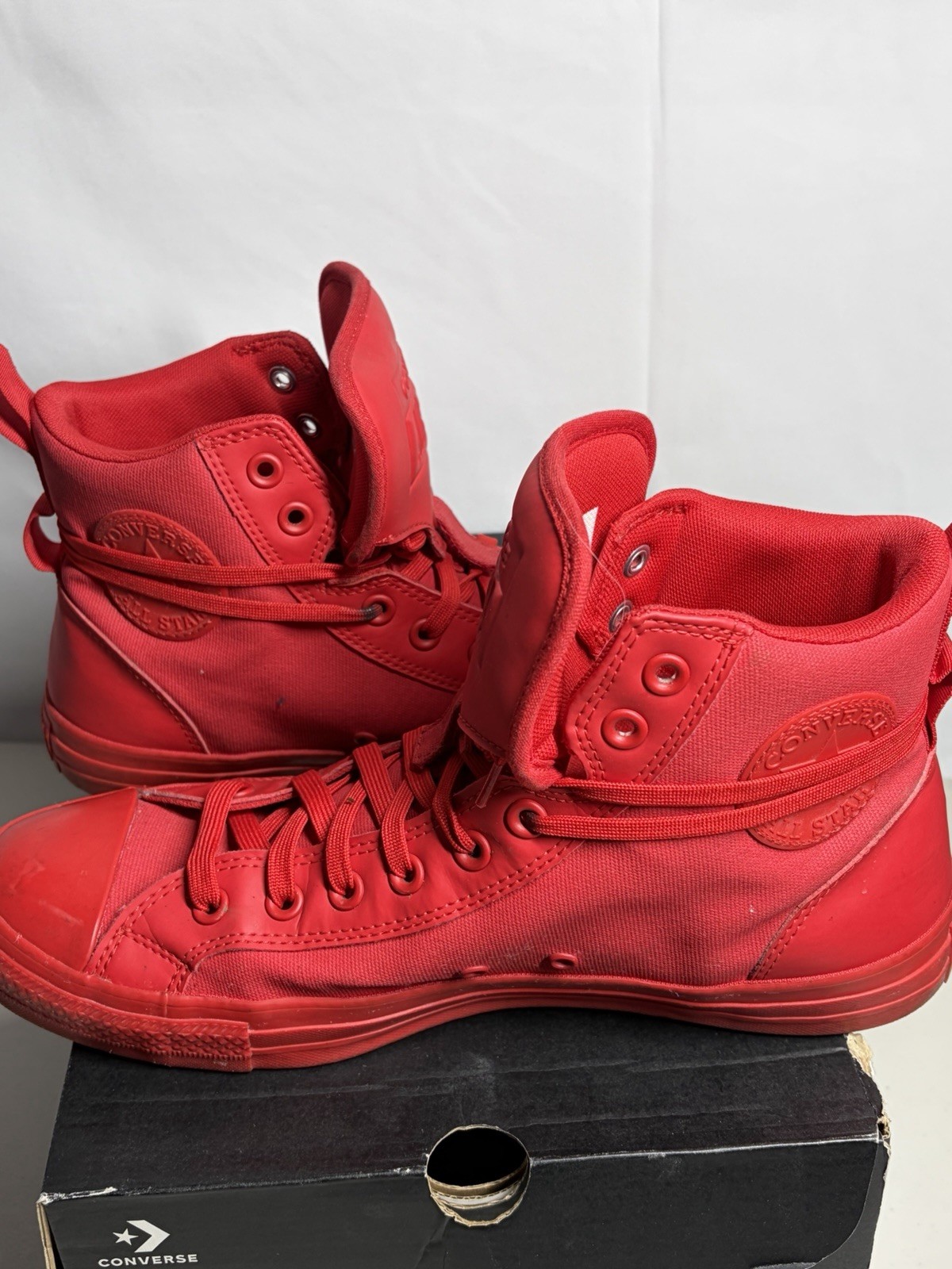 Preowned Converse CTAS Guard Hi University Red Men’s Size 11
