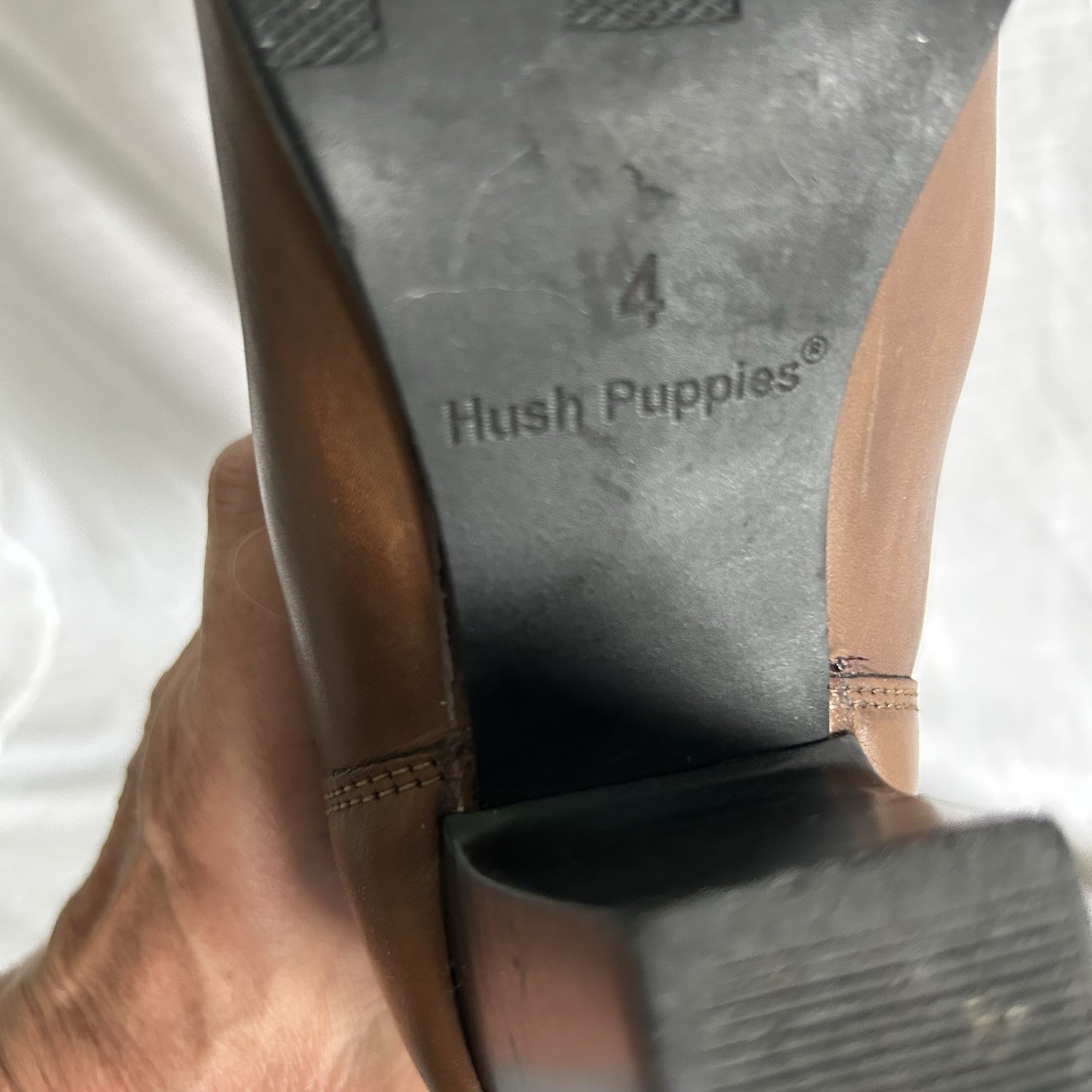 HUSH PUPPIES Ankle Boots Brown Leather Upper with Elastic Gore Panels Heels Sz4