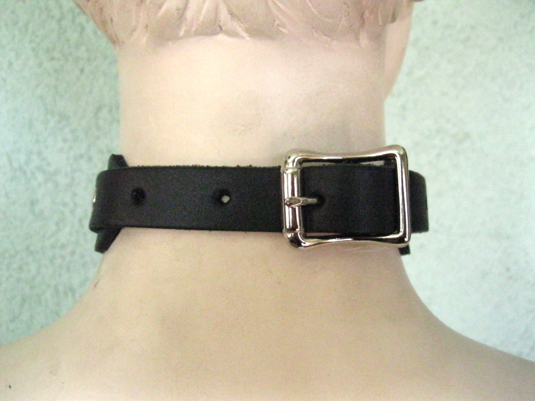Black Leather Collar,Choker 1 Ring and Long Spikes