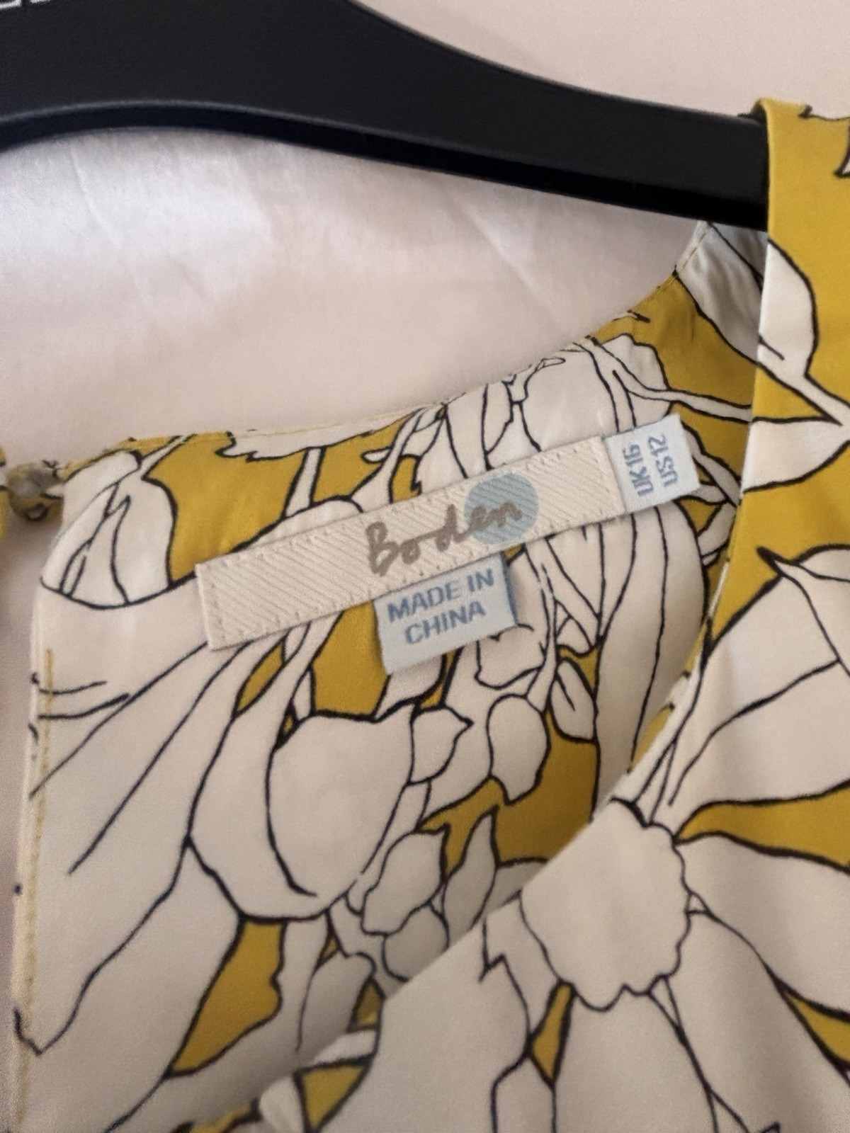 Boden silk blend top. 16. Yellow & white floral.