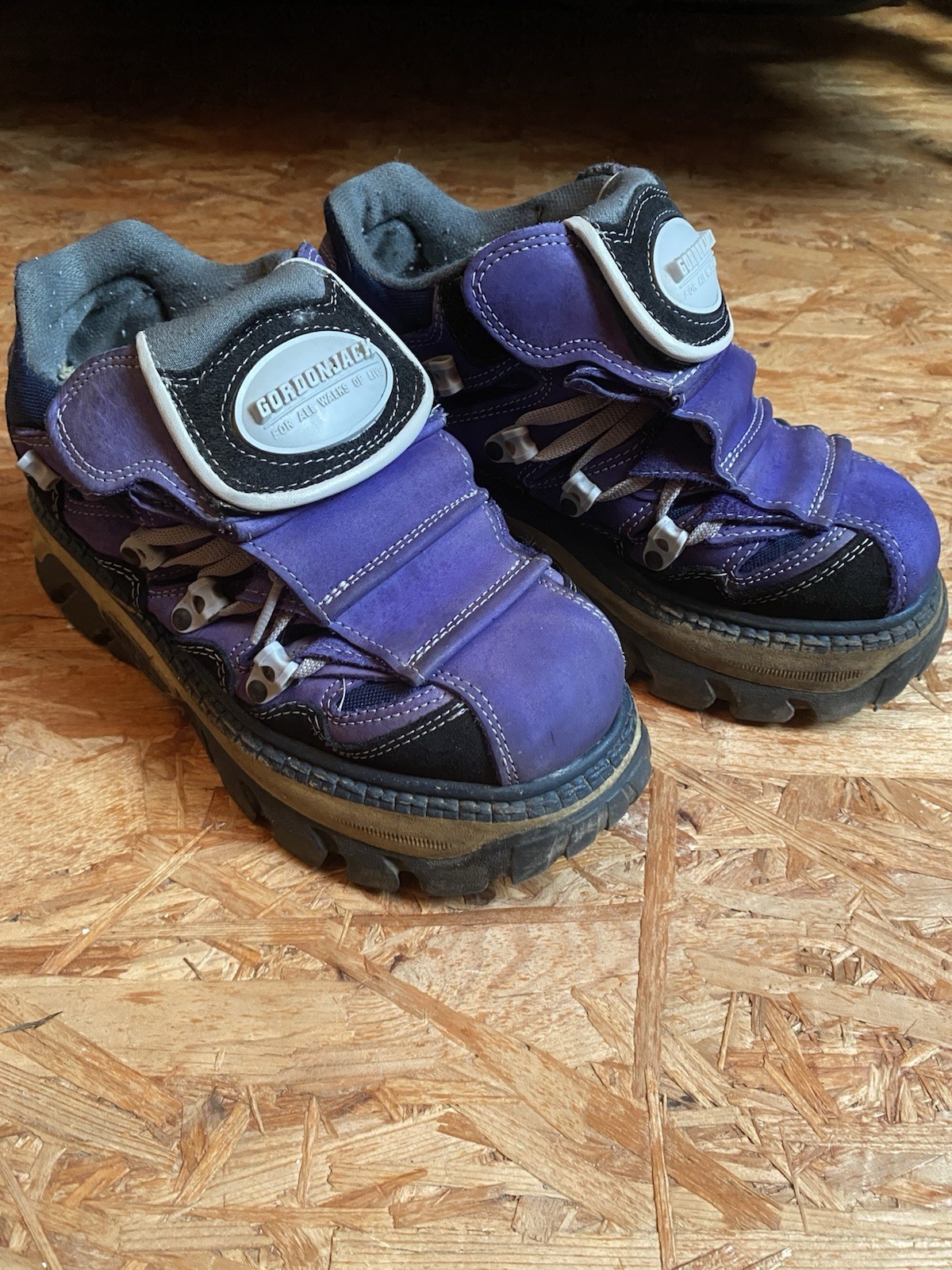 Vintage Y2K Techno Rave Set / Gordon Jack Atom Platform Shoes Size 39 +