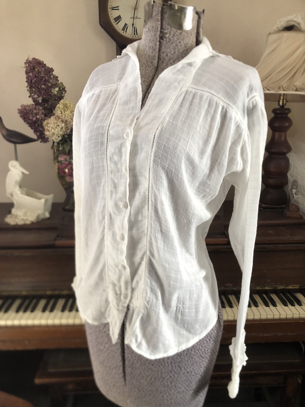 Vintage Antique 1900’s Embroidery Trim Fine Cotton Pretty Detail Blouse B 34/36”