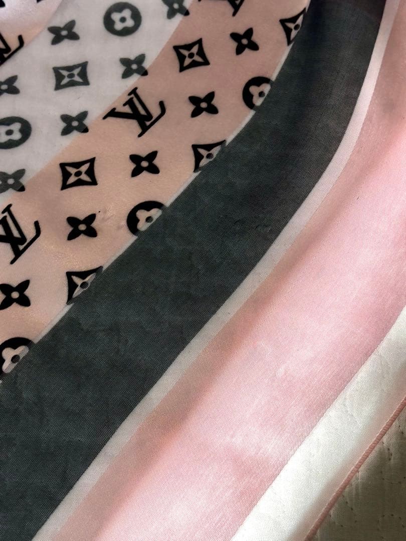 LOUIS VUITTON Monogram Silk Stole Pink 95cm x 105cm