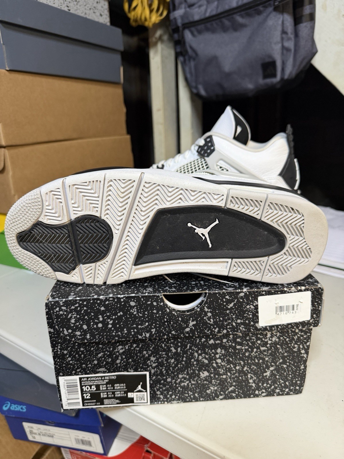 Size 10.5 – Jordan 4 Retro Mid Military Black