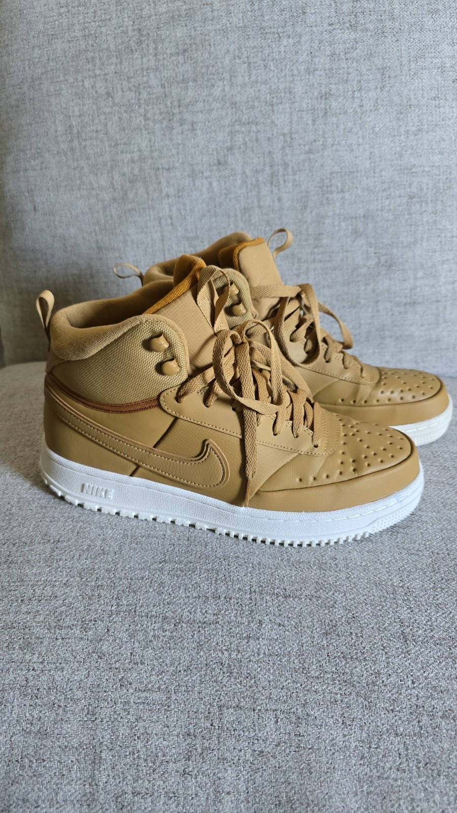 Nike Court Vision Mid Winter Men’s Shoes Size 9.5 Eletal Gold Tan DR7882-700