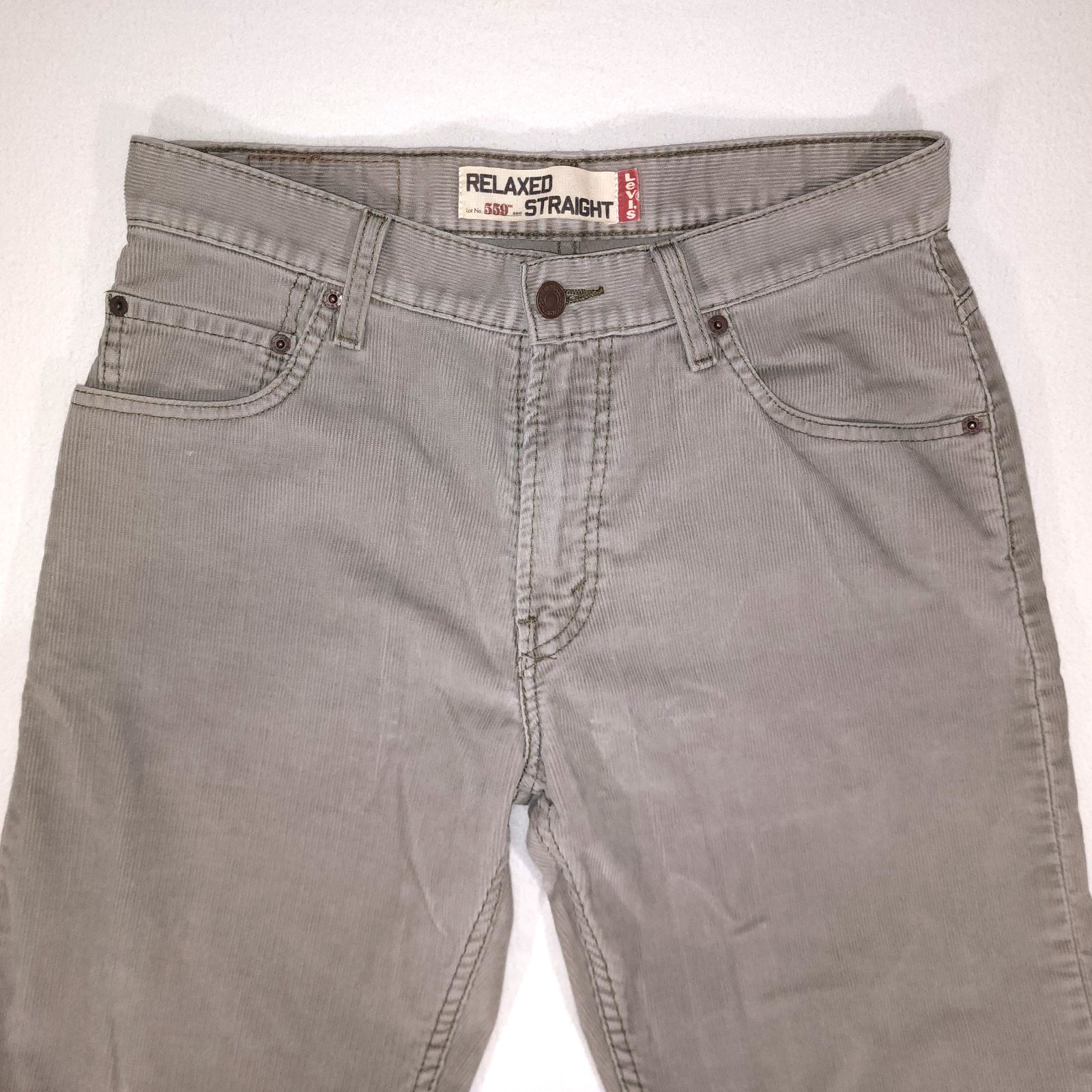 Levi’s 559 Khaki Gray Corduroy 30×32 Mens Relaxed Straight Leg Y2K ~ Light Wear