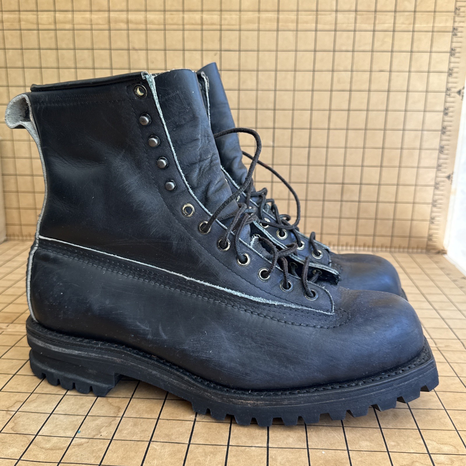 Size 10D Chippewa Military SEE PICTURES