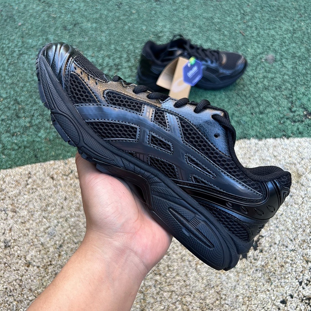 New with Box ASICS Gel-Kayano 14 Black 1201A019-001 Men size 11
