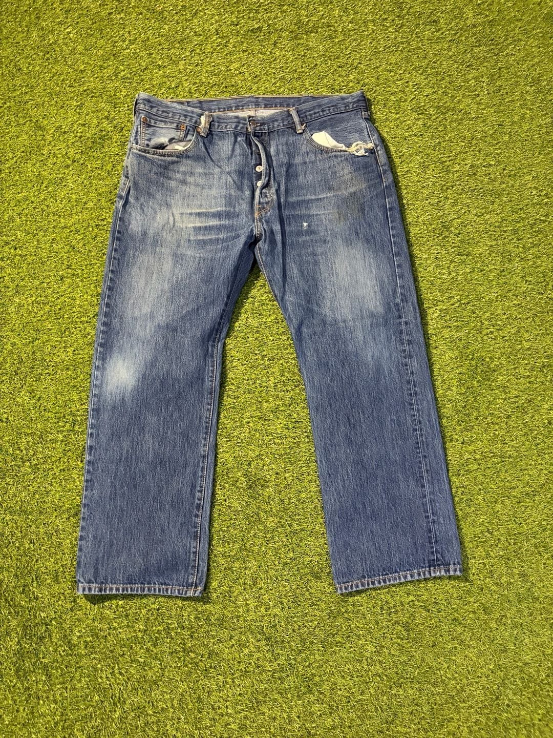 Baggy Levi’s 501 Original Fit Button Fly Straight Leg Jeans, Men’s Size 40×30