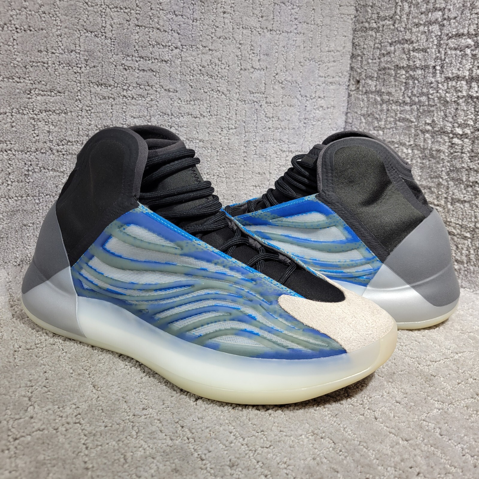 Adidas Yeezy Quantum Men’s Size 11 Frozen Blue Black Basketball Sneakers GZ8872