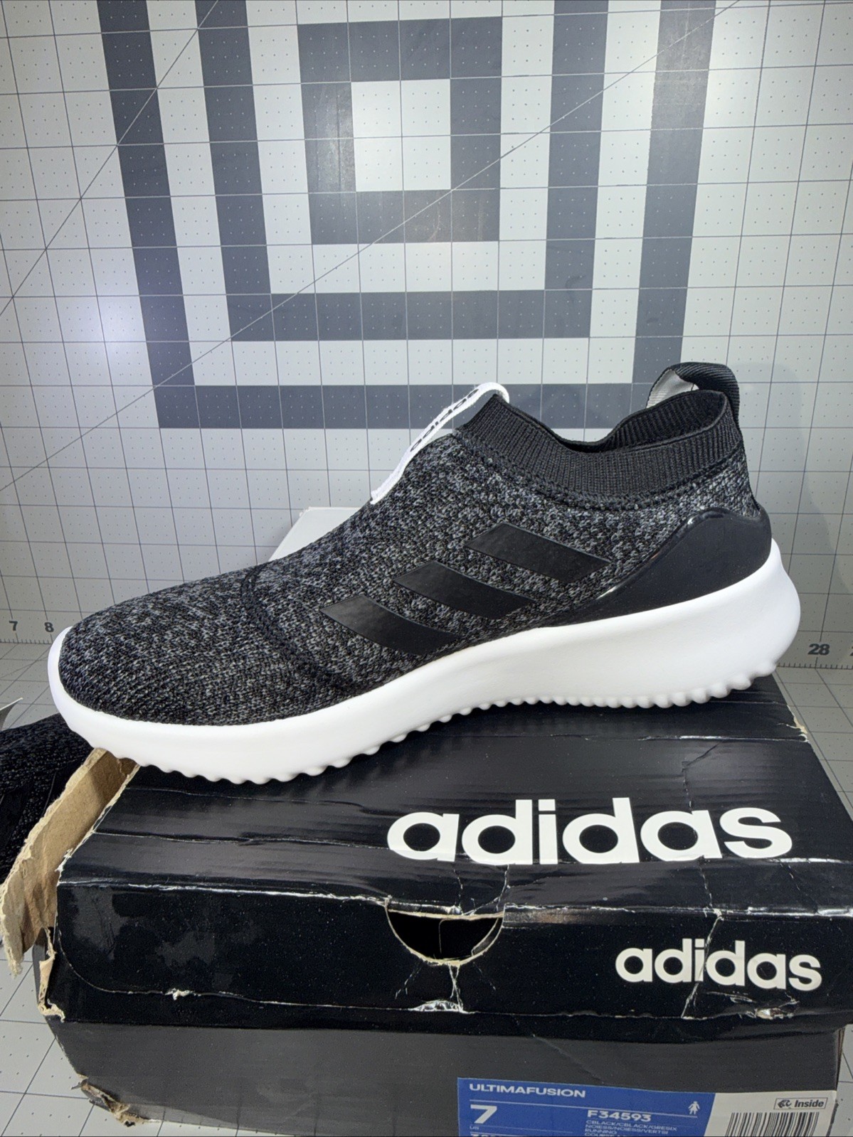 Adidas Ultimate Fusion Womens 7 Running Shoes Slip On F34593 cloudfoam NIB