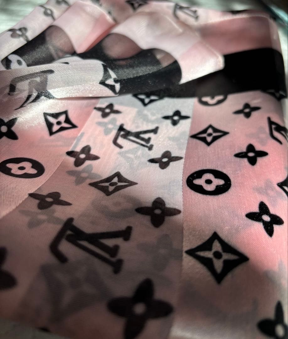 LOUIS VUITTON Monogram Silk Stole Pink 95cm x 105cm