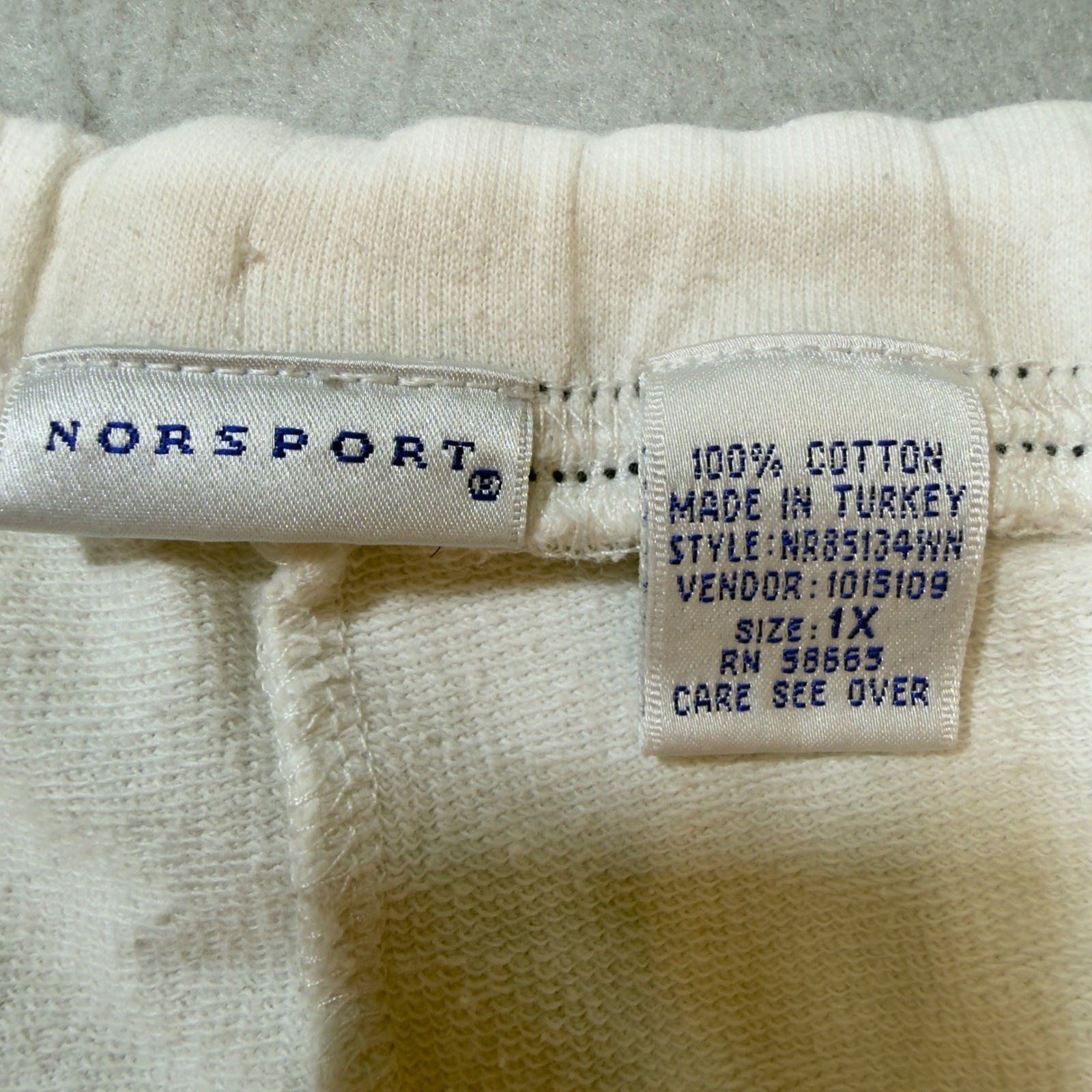 Norsport Womens Plus 1X White Cotton Knit Drawstring Shorts Contrast Stitching