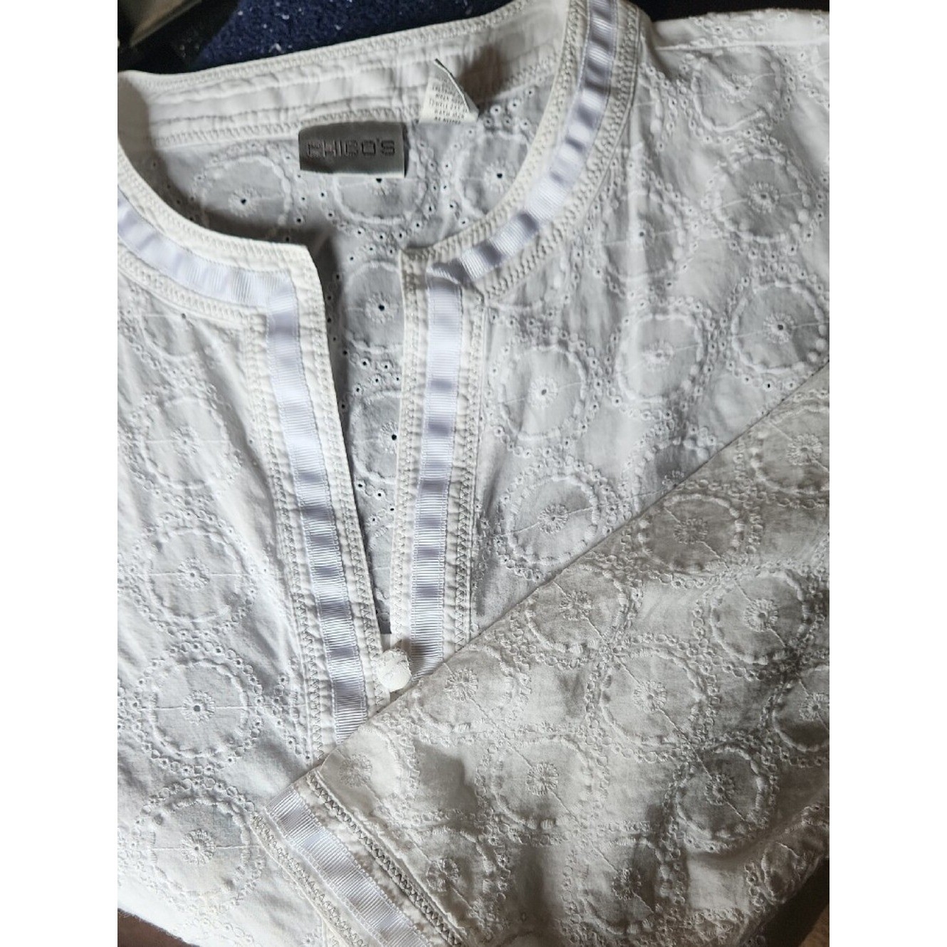 Chico’s White 100% Cotton Embroidered V-Notch Button-Front Shirt, Sz 3.