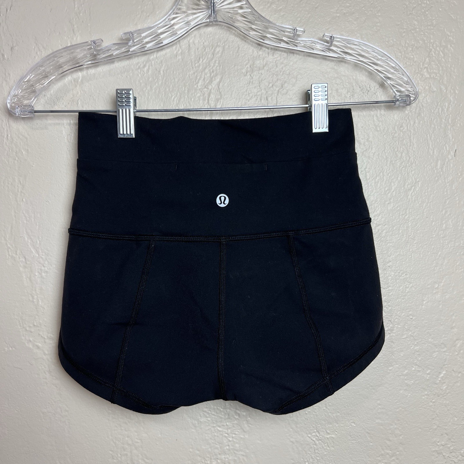 Lululemon Align High Rise Mini Shorts Womens 4 Black 2″ Inseam Nulu Athletic Gym