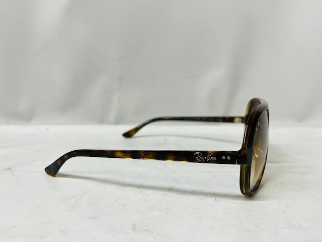 Ray-Ban RB4125 Cats 5000 Classic Glasses-Light Havana w/Bwn Grad Lens*New/Defect