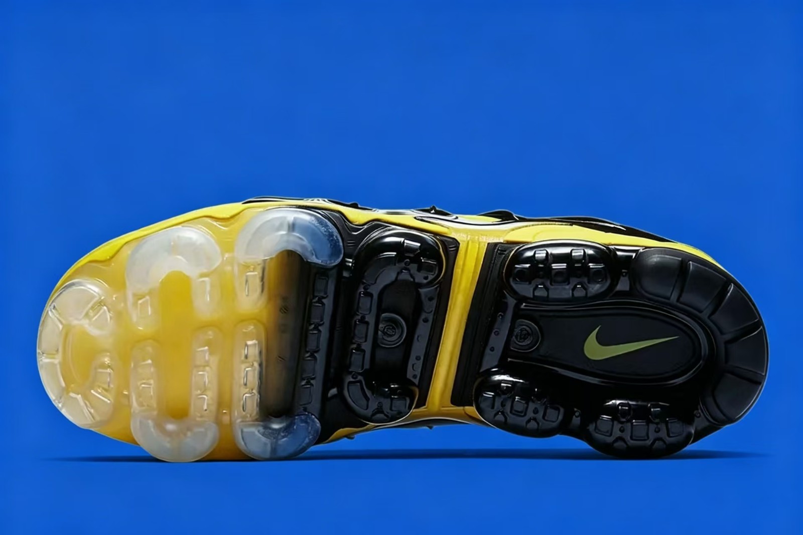Men’s Nike Air Vapormax Plus TN【BV6079-700】