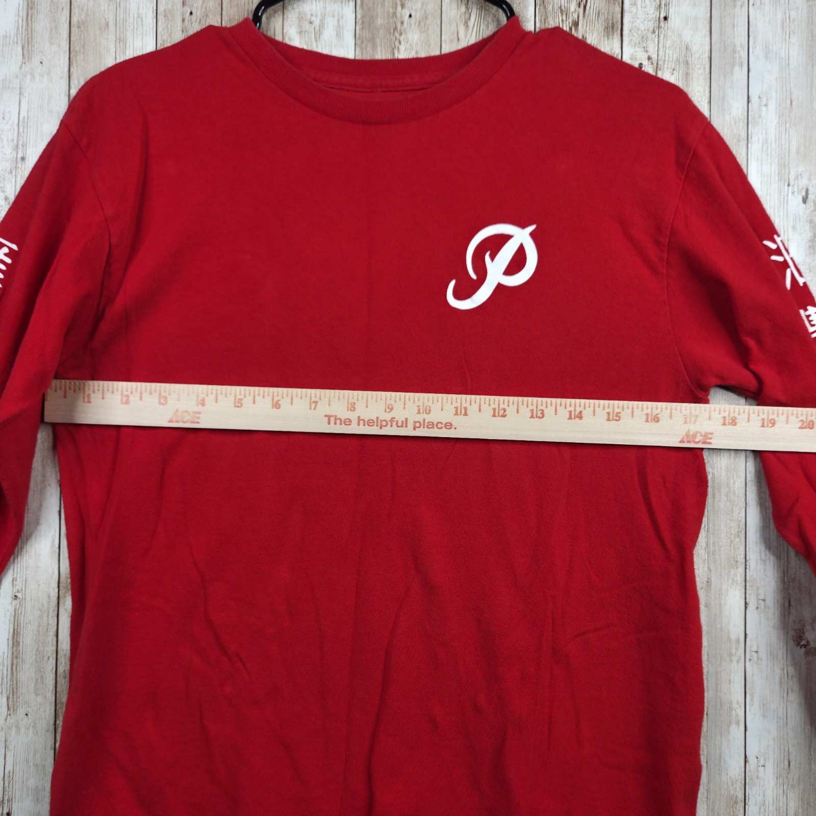 PRIMITIVE SKATEBOARD x HUY FONG SRIRACHA SAUCE Red Shirt Kids Size Large Unisex