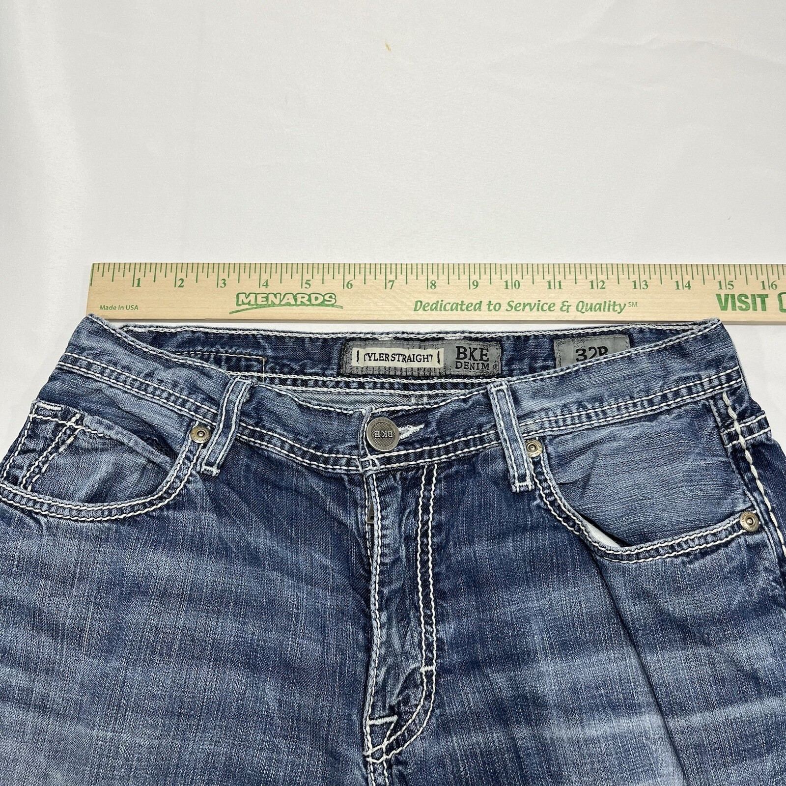 Men’s Buckle BKE Tyler Size 32R (30×30”) Denim Blue Jeans Distressed Frayed Cuff