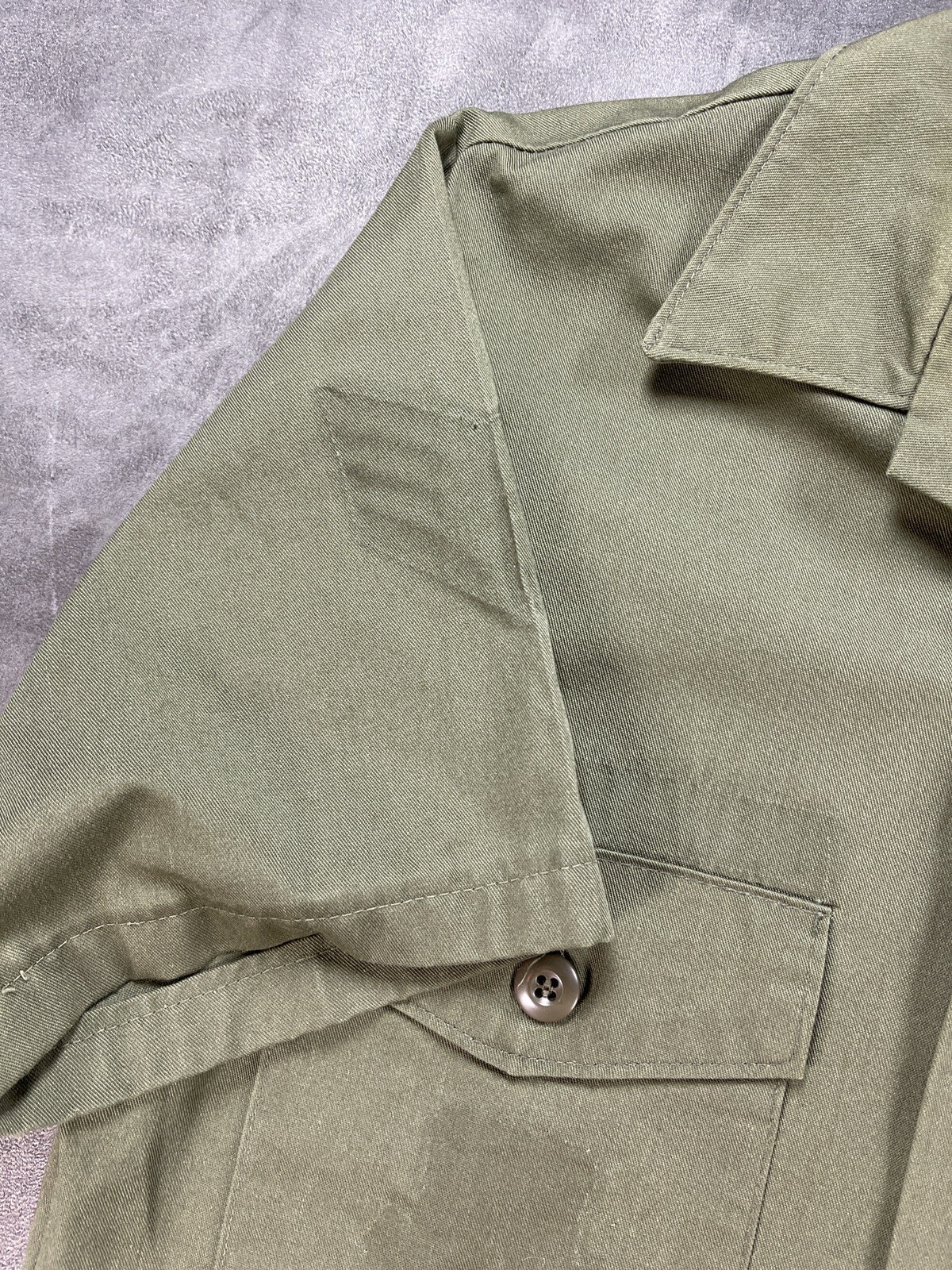 OD Green Button Up 15.5 x 31 US ARMY Vietnam Era 8405-00-015-0005 Shirt No Patch