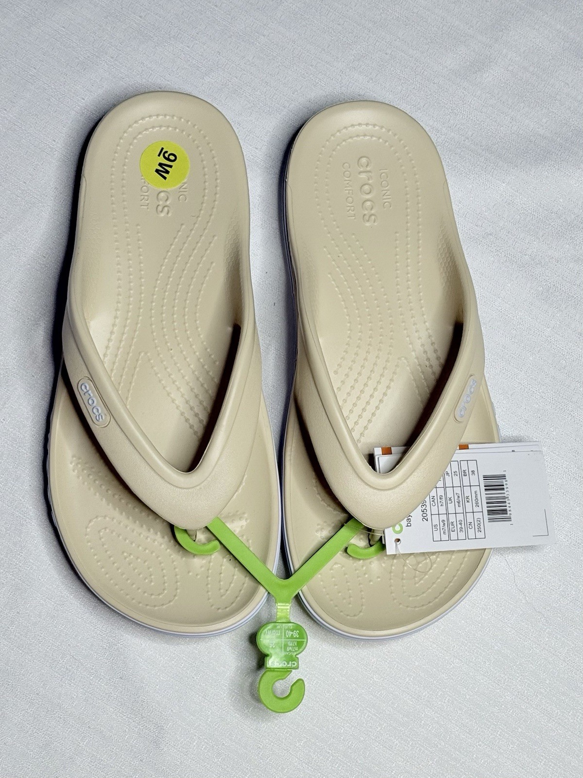 Crocs Women’s Bayaband Flip Beige Cream Sandal Size 9