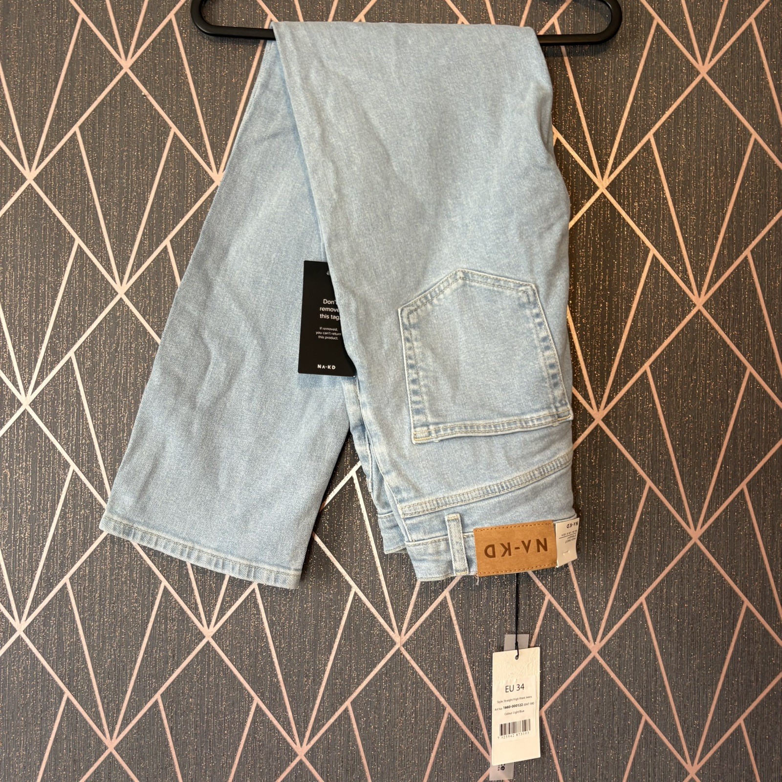 NA-KD Straight High Waist Jeans UK 6 Light Blue Denim BNWT RRP £47