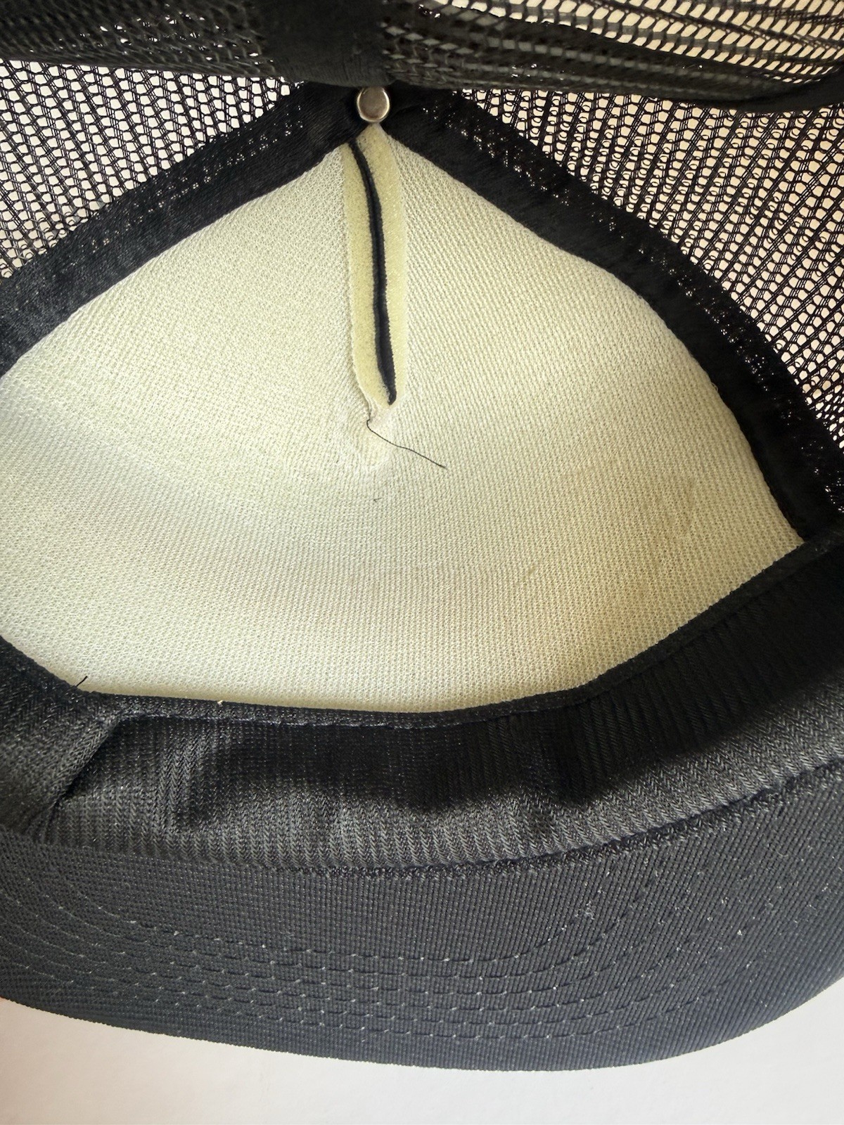 Wyoming Cowboy Hat Horse Rodeo Script Logo Foam Mesh Snap Back Trucker Cap