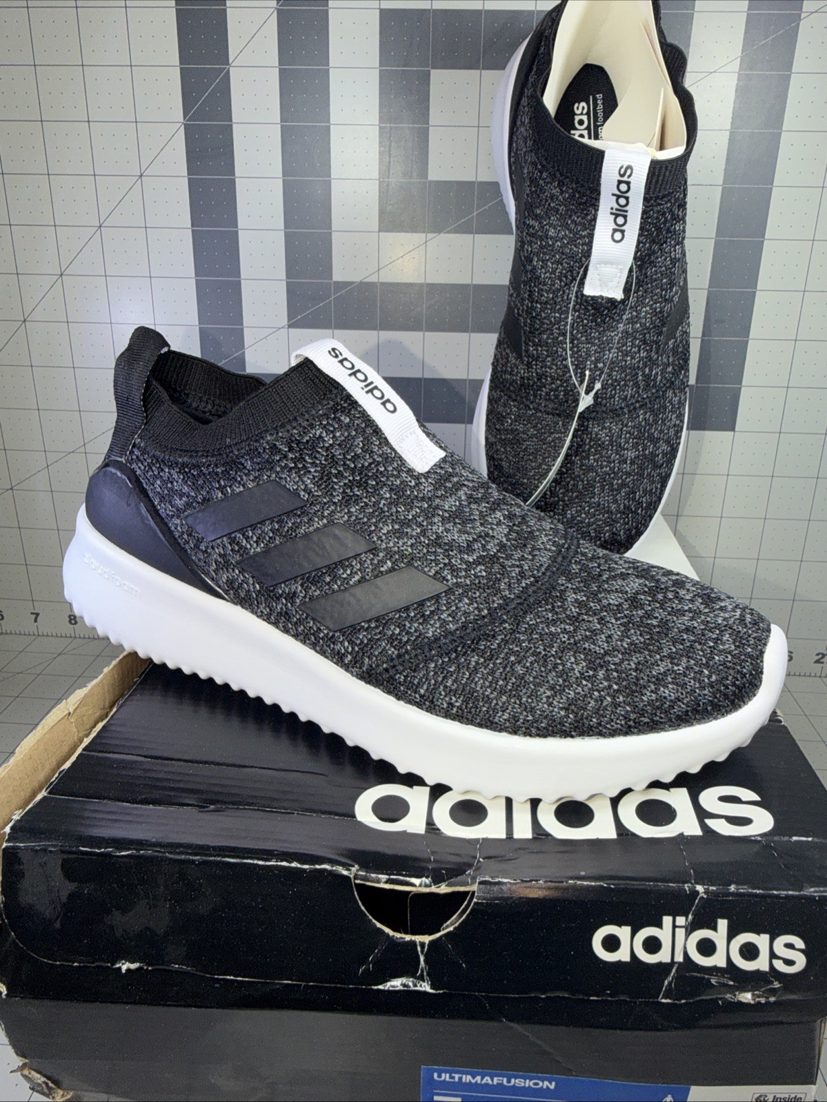 Adidas Ultimate Fusion Womens 7 Running Shoes Slip On F34593 cloudfoam NIB